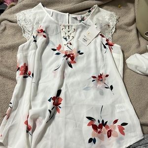 White Kohls Top